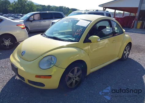 2006 Volkswagen New Beetle 2.5 из США, поврежденный, VIN 3VWPW31C56M418578